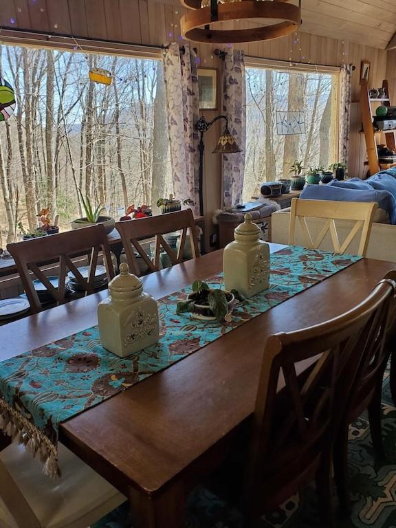 Villa Treehouse Cathedral In Blue Ridge Mountains, Nc à Burnsville Extérieur photo